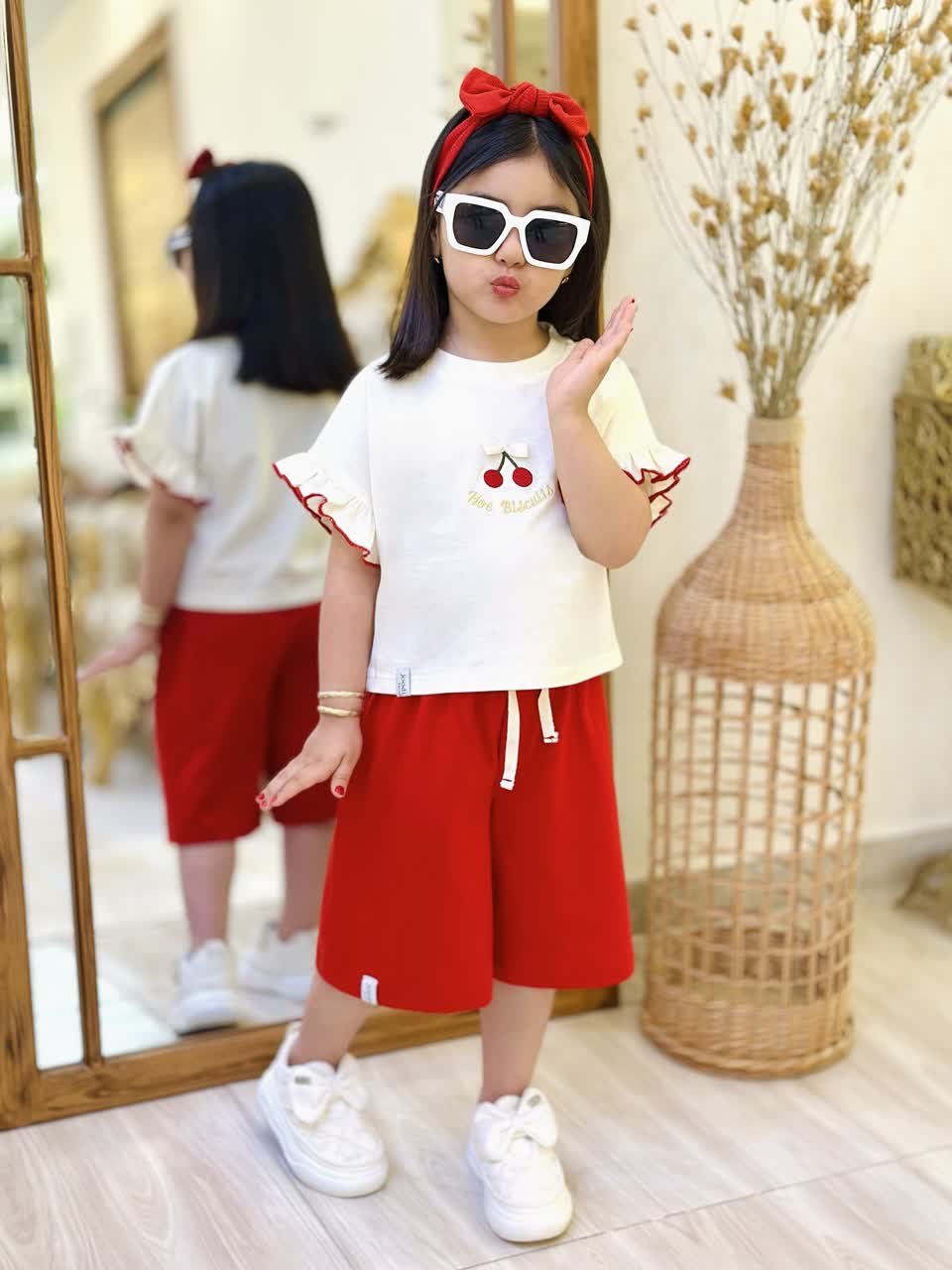 ست تیشرت شلوارک چری کد ۴۰۵